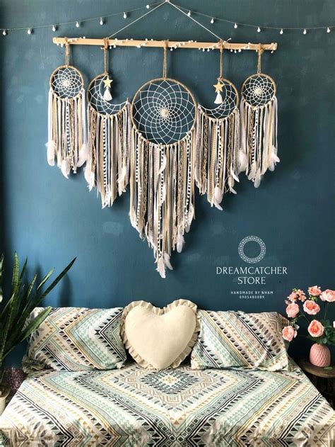 dream catcher over bed